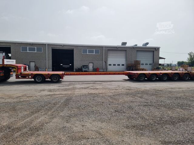 Satteltieflader für den Transport von Baumaschinen ES-GE 8.SOU-6N