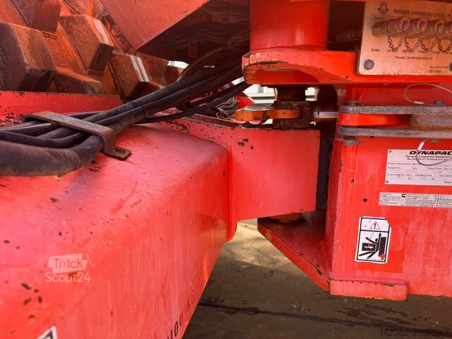 Paprastas kumštelio volas Dynapac CA612PD (21t)