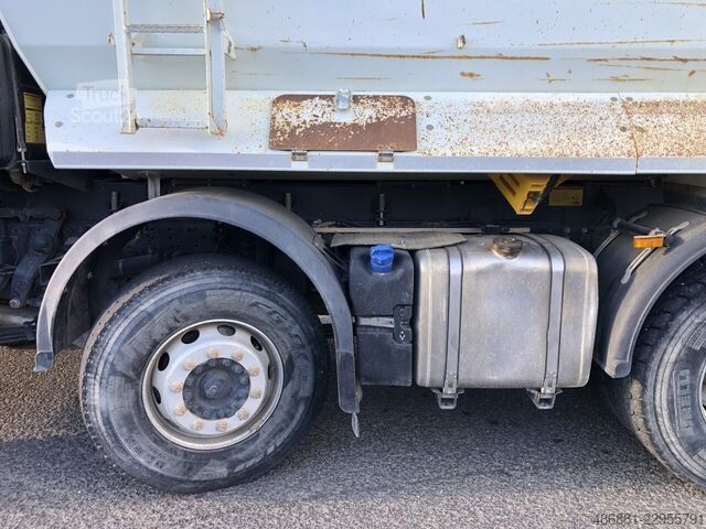 Ανατρεπόμενο IVECO Trakker 450