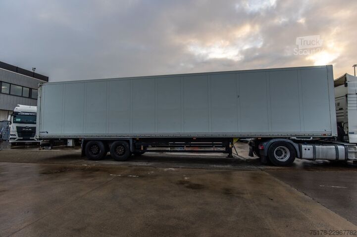Box body SCHMITZ SCB S2