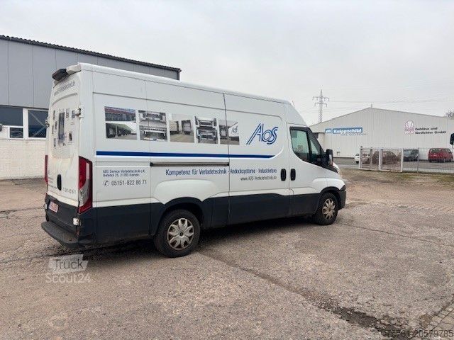 Vans ar augstu jumtu IVECO Daily 35S15