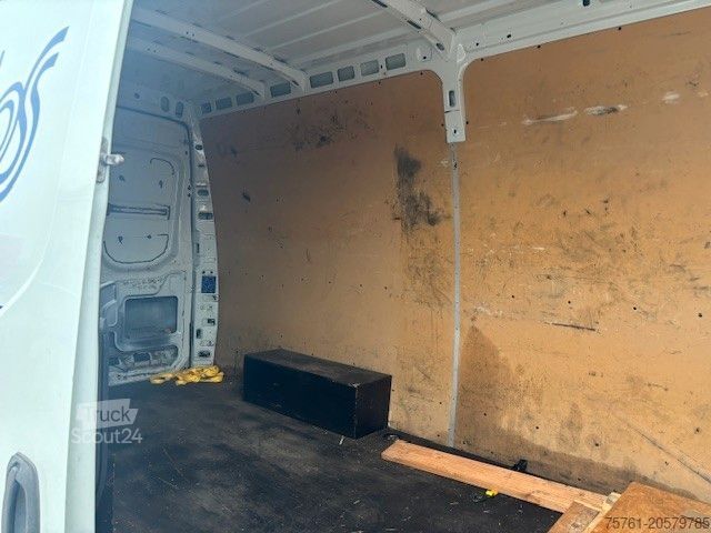 Kastenwagen hoch IVECO Daily 35S15