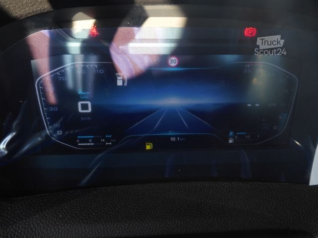 Kassevognchassis IVECO Eurocargo 180E32K Radstand.4.185mm 2-Stück MY 25