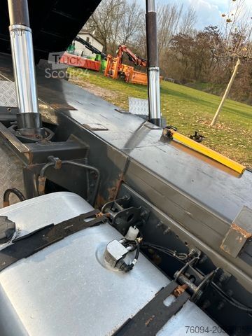 Autokran VOLVO FMX 420 8x4 Montagekran 29m + JIB+Seilwinde