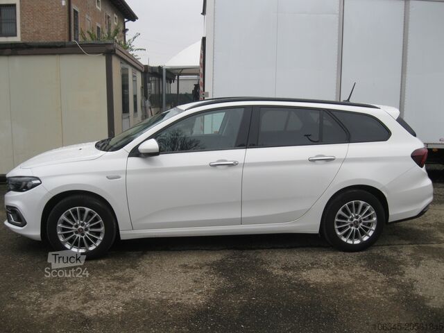 Samochód ciężarowy N1 4-miejscowy kombi FIAT TIPO