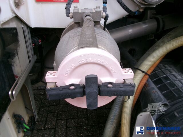 Cisterna Renault Premium 270 4x2 fuel tank 13.8 m3 / 4 comp