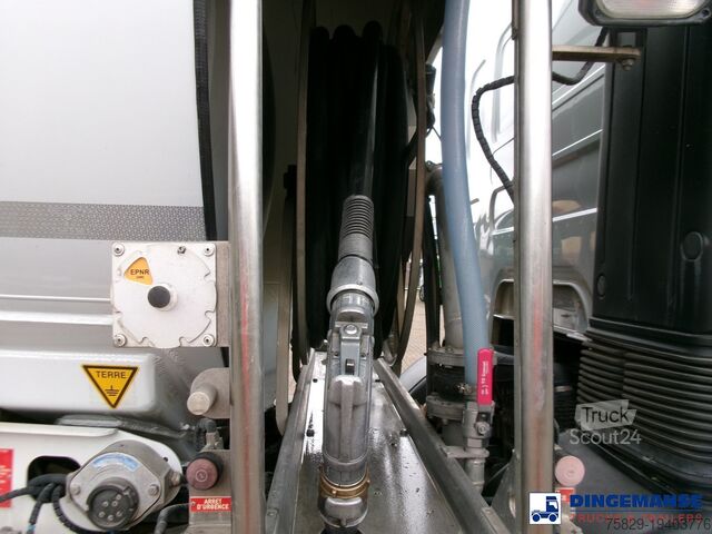 Cisterna Renault Premium 270 4x2 fuel tank 13.8 m3 / 4 comp