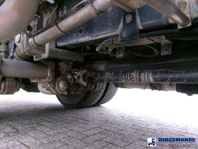 Camion-citerne Renault Premium 270 4x2 fuel tank 13.8 m3 / 4 comp