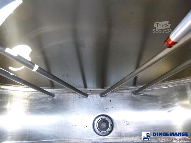 Camião-cisterna Renault Premium 270 dxi 4x2 fuel tank 13.7 m3 / 4 comp
