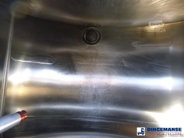 Camião-cisterna Renault Premium 270 dxi 4x2 fuel tank 13.7 m3 / 4 comp