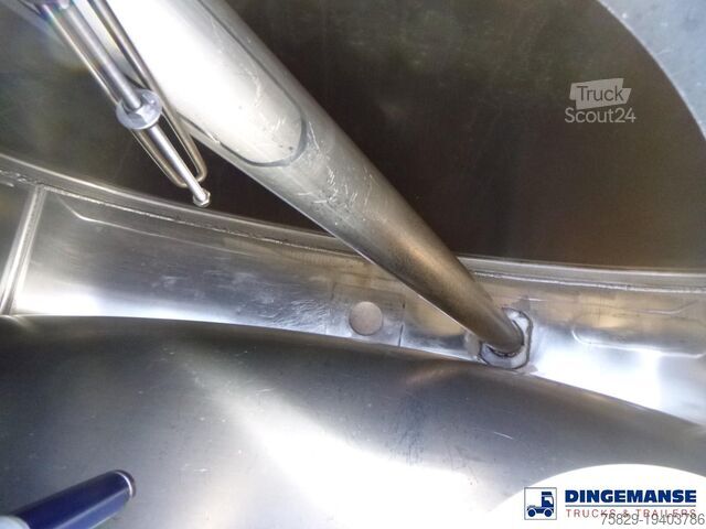 Camião-cisterna Renault Premium 270 dxi 4x2 fuel tank 13.7 m3 / 4 comp