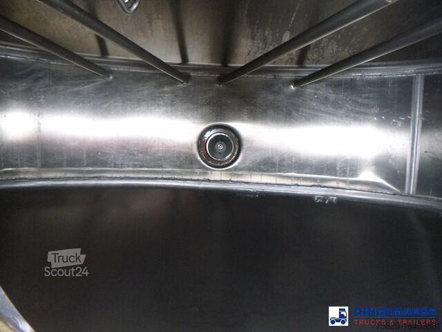 Tanker Renault Premium 270 dxi 4x2 fuel tank 13.3 m3 / 4 comp