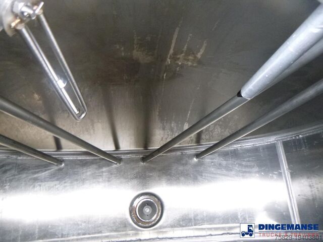 Tanker Renault Premium 270 dxi 4x2 fuel tank 13.3 m3 / 4 comp