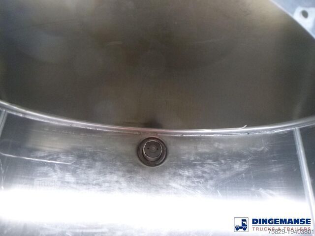 Tanker Renault Premium 270 dxi 4x2 fuel tank 13.3 m3 / 4 comp