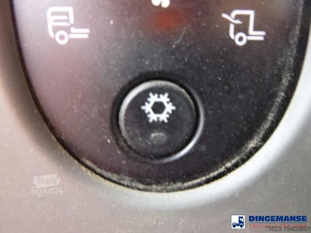 Tanker Renault Premium 270 dxi 4x2 fuel tank 13.3 m3 / 4 comp