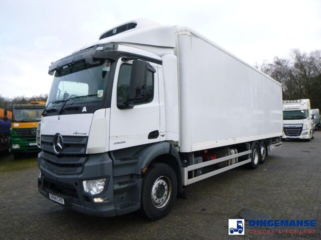 Koel-vriestransport Mercedes Antos 2533 RHD 6x2 Thermoking T1000R frigo