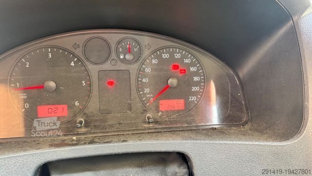 Skåpbil VOLKSWAGEN T5 1,9 TDI Kastenwagen Bj 2008