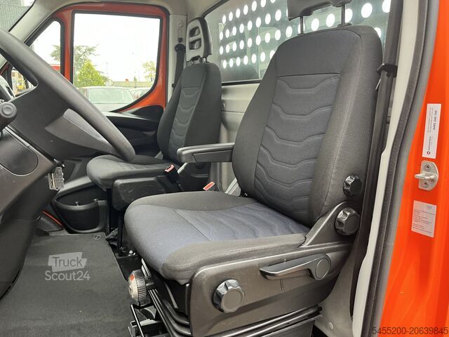 Lastplattform Iveco Daily 35C14 2.3 375 Laadklep 500kg Trekhaak 350...