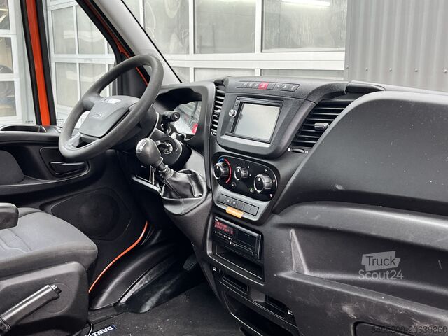 Loading platform Iveco Daily 35C14 2.3 375 Laadklep 500kg Trekhaak 350...