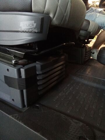 Teilintegriertes Wohnmobil Fiat Ducato Carasuite 650 MF Teilintegriert | Voll ausgestattet