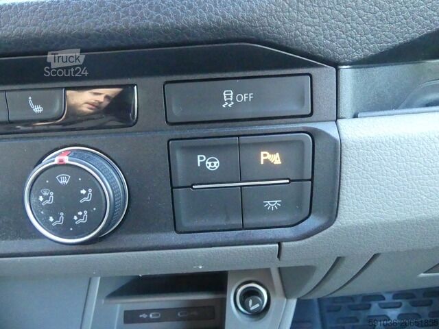 Panelová dodávka Volkswagen Crafter Kasten 35 MittellangHochdach SORTIMO/ACC/LED