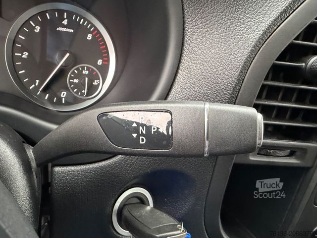 Minibus MERCEDES-BENZ Vito Tourer 114 CDI Automatik 9 Sitzer Klima