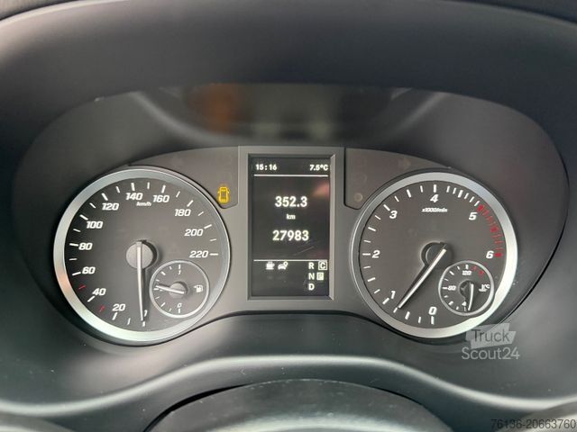 Minibus MERCEDES-BENZ Vito Tourer 114 CDI Automatik 9 Sitzer Klima