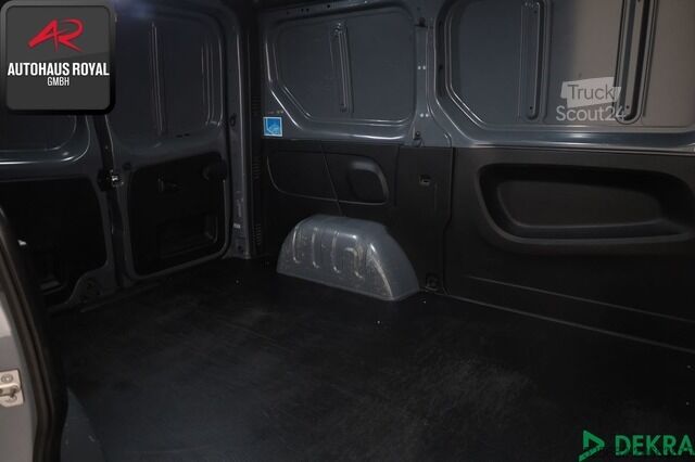 Панельний фургон renault Trafic 2.0 DCI KASTEN KAMERA,KEYLESS,NAVI,AHK,SH