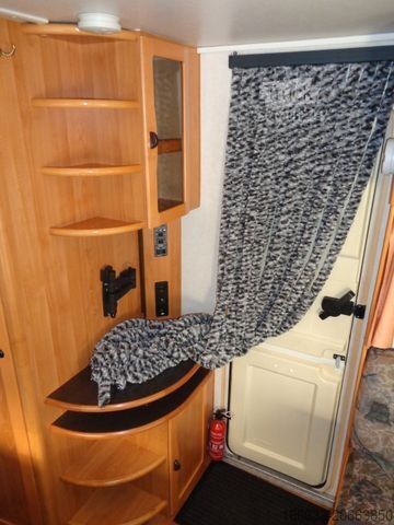 Caravan HYMER/ERIBA Moving 490 *Vorzelt*Fahrradträger*