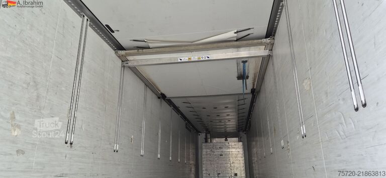 Semi-remorque Schmitz SKO24 L Thermoking SLX 400 Scheibenbremse Liftachse