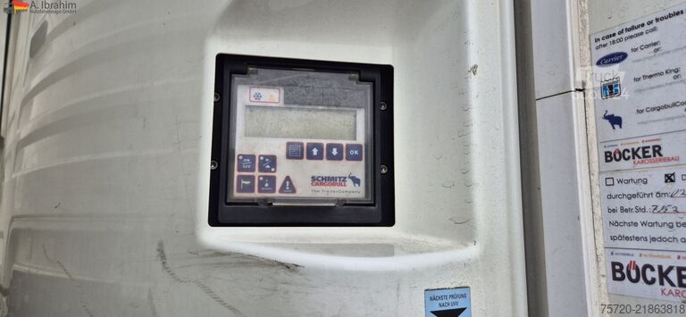 Puoliperävaunu Schmitz SKO24 L