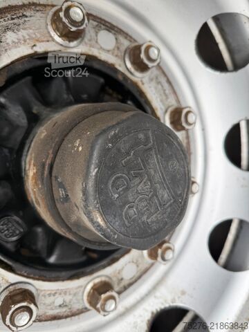 Mixer Floor FLO 17 30HA Mixertrailer 14 m3 With seperate en...