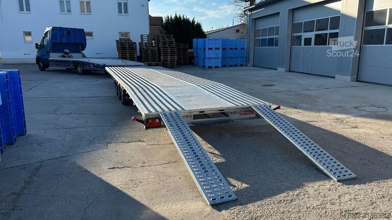 Vehicul de tractare IVECO Daily 50C18 Autotransporter 3-Achser Fahrzeugtransporter