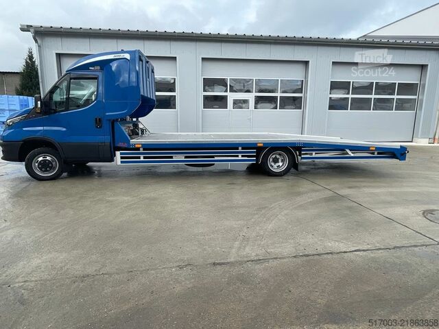 Vehicul de tractare IVECO Daily 50C18 Autotransporter 3-Achser Fahrzeugtransporter