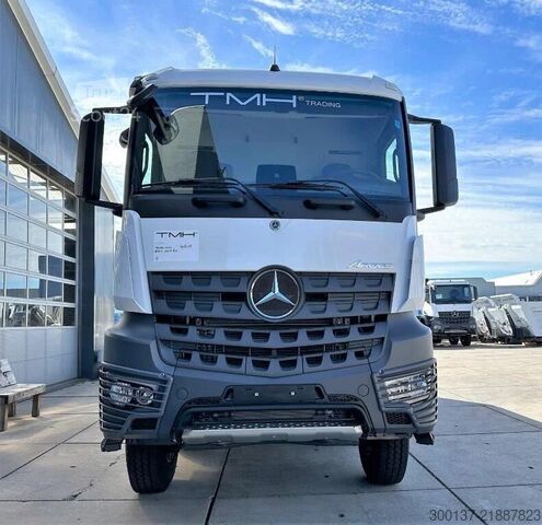 Самоскид Mercedes-Benz Arocs 4140 K 8x4/4 Meiller Tipper