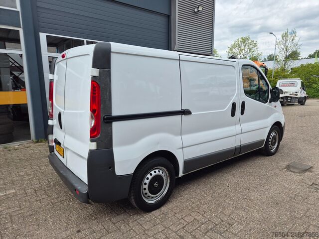 Chłodnia dostawcza Opel Vivaro 2.0 CDTI/ L1/ Koelwagen