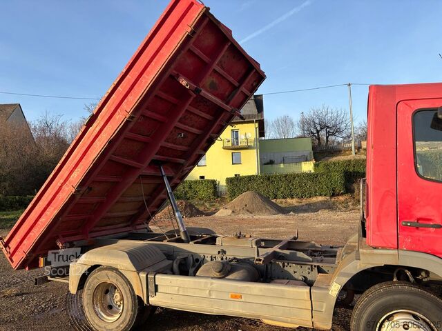 Kipper LKW Mercedes Atego 817