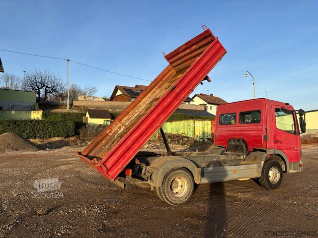 Kipper LKW Mercedes Atego 817