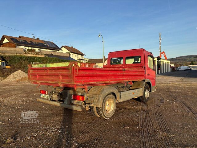 Kipper LKW Mercedes Atego 817