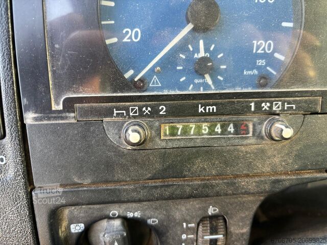 Kipper LKW Mercedes Atego 817