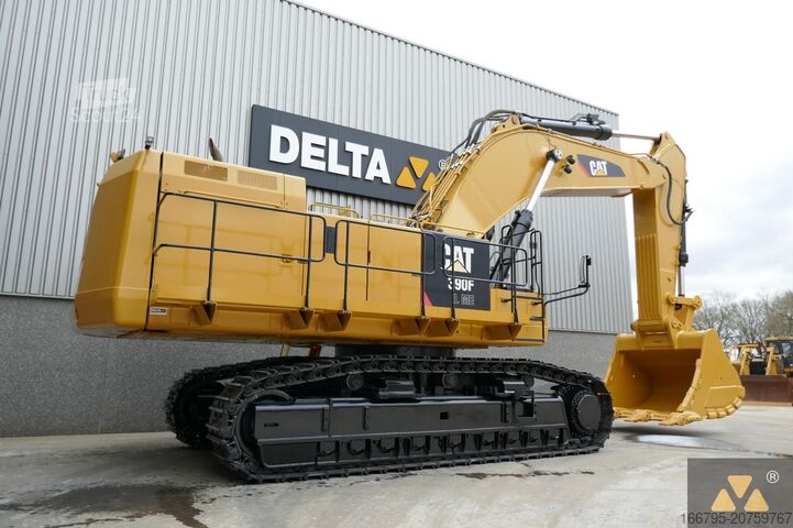 Koparka gąsienicowa Caterpillar 390F LME