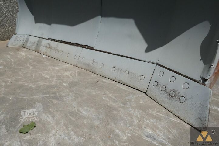 Spycharka Caterpillar D7F Ex-army