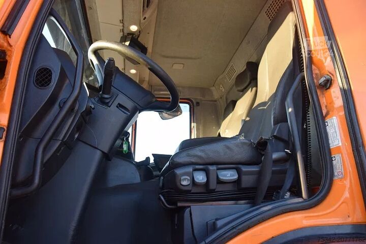 Véhicule de collecte des déchets Iveco Stralis AD260S31 - PUSHER 4000