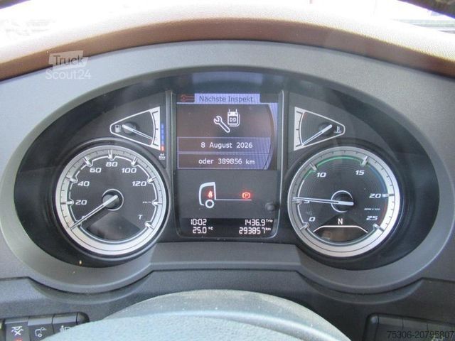 Tovornjak s kavljem za kontejnerje DAF FAN XF 530 SC Abrollkipper