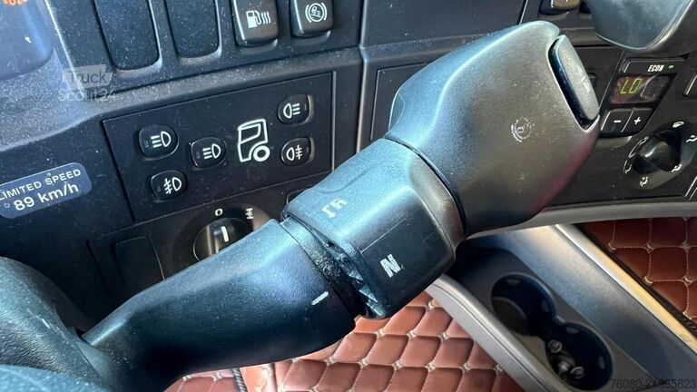 Standaard trekker Scania R 440 (NO ADBLUE / 2 TANKS / RETARDER / NO ADBL...