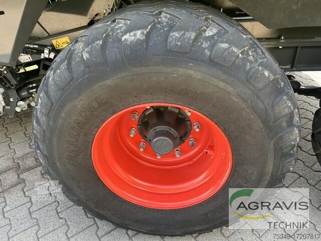 Bálázógép (mezőgazdaság) Claas QUADRANT 5200 EVOLUTION FC TANDEM