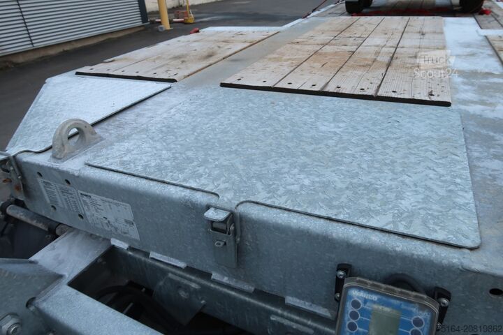 Tieflader-Sattelauflieger MĂĽller-Mitteltal T4 Profi 40,0 feuerverzinkt