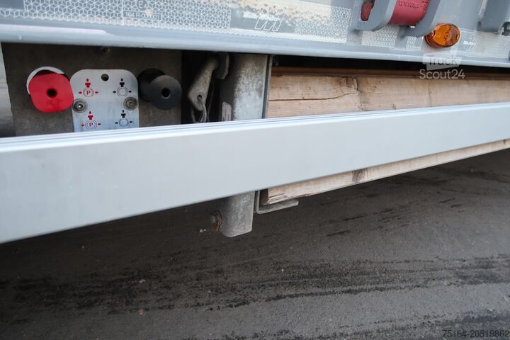 Tieflader-Sattelauflieger MĂĽller-Mitteltal T4 Profi 40,0 feuerverzinkt