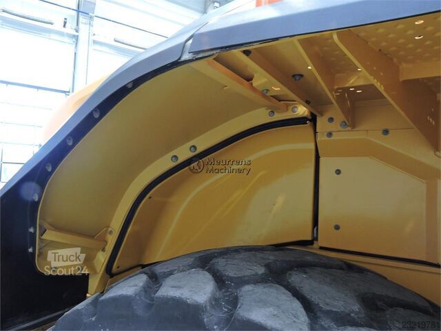 Volvo L180H с нова кофа Volvo L180H New Bucket