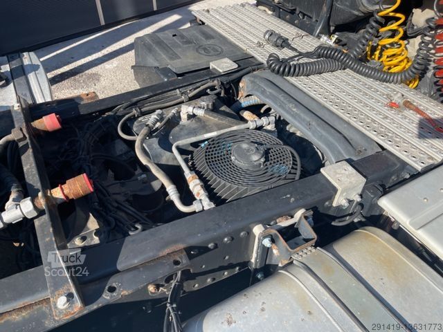 Standardni vlačilec MAN TGX 18.480 4x4 Hydrodrive Bj 2015